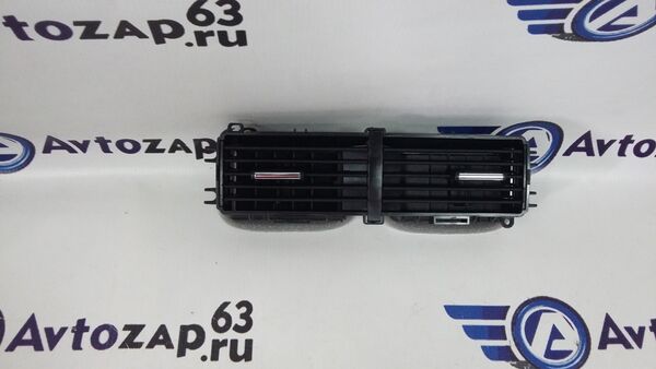 Сопло вентиляции кузова центральное на  Приора 2,  4х4 Legend