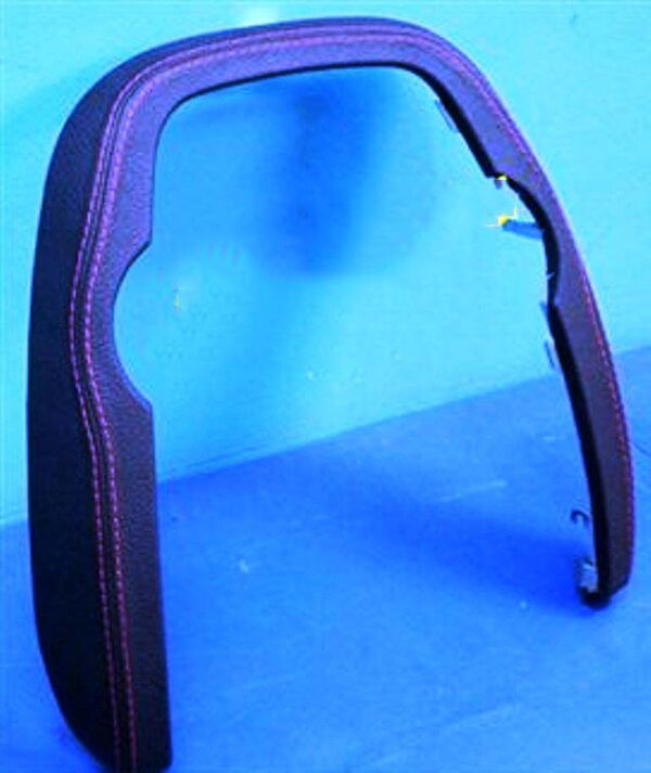 Окантовка накладки консоли 2 DIN (подкова) черная кожа для Лада Гранта