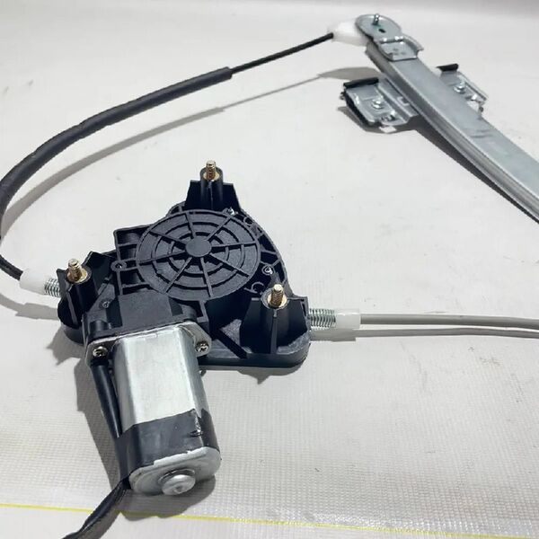 Стеклоподъемник передний левый 2172