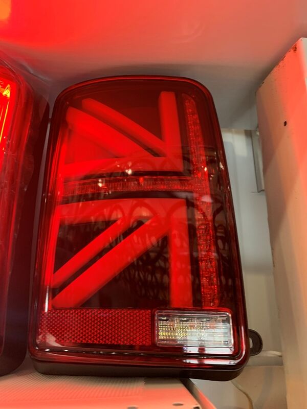 Фонари LED Британия DLAA на Лада Нива 4х4 красные