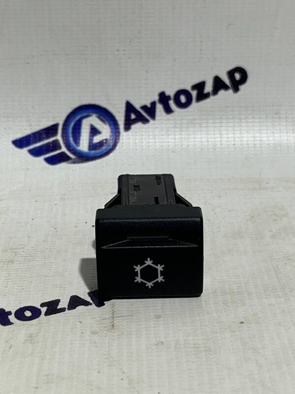 Кнопка кондиционера 2170,2190,21214 белая