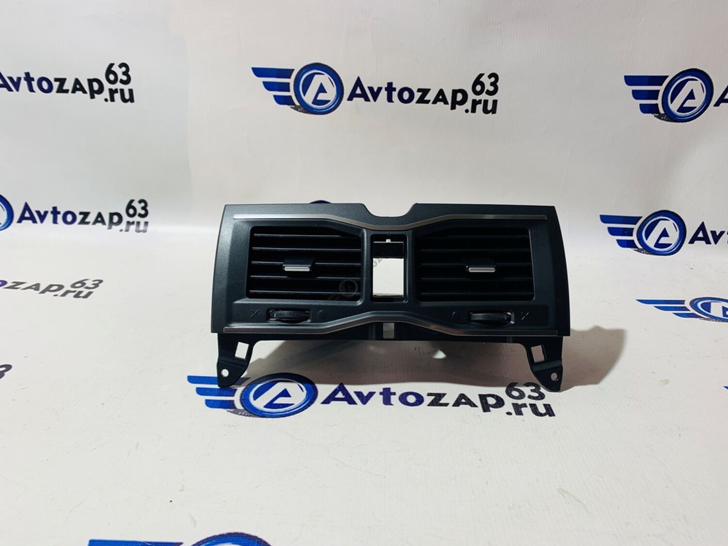 центральный воздуховод гранта 2190. центральные воздуховоды гранта фл. подлокотник центральной консоли high для бмв e83n. дефлектор воздуховода гранта фл. сопло центральное гранта fl.
