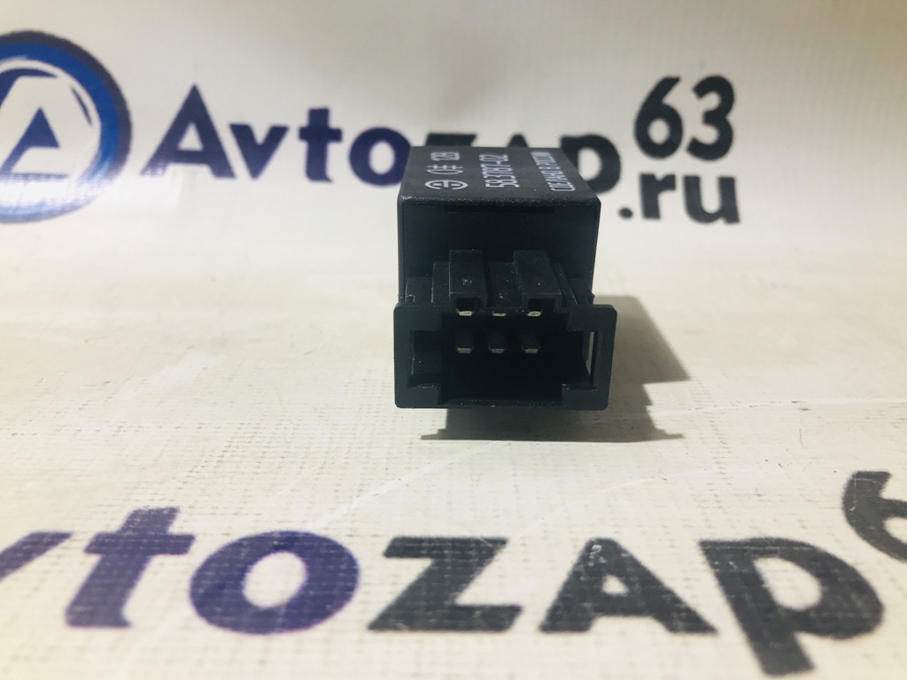 Реле задних противотуманных фар на  2110-2115