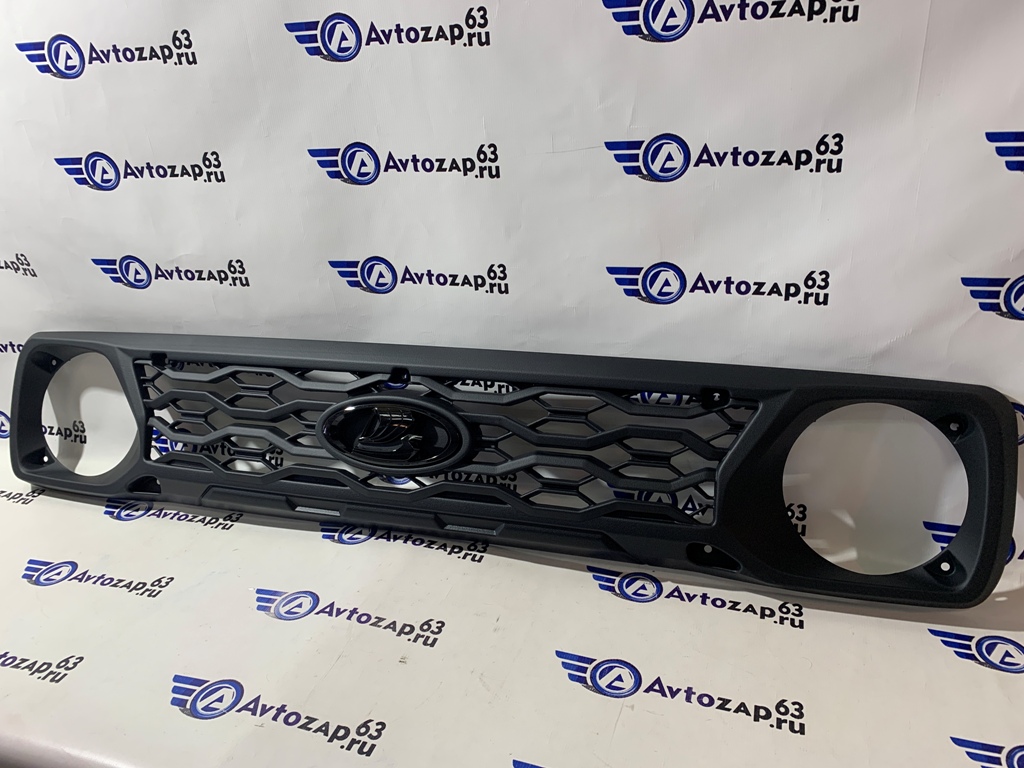 Решетка радиатора Барс на  4х4 