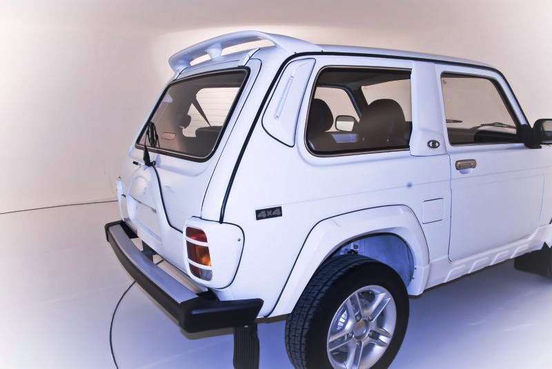 Спойлер на Ниву  4x4