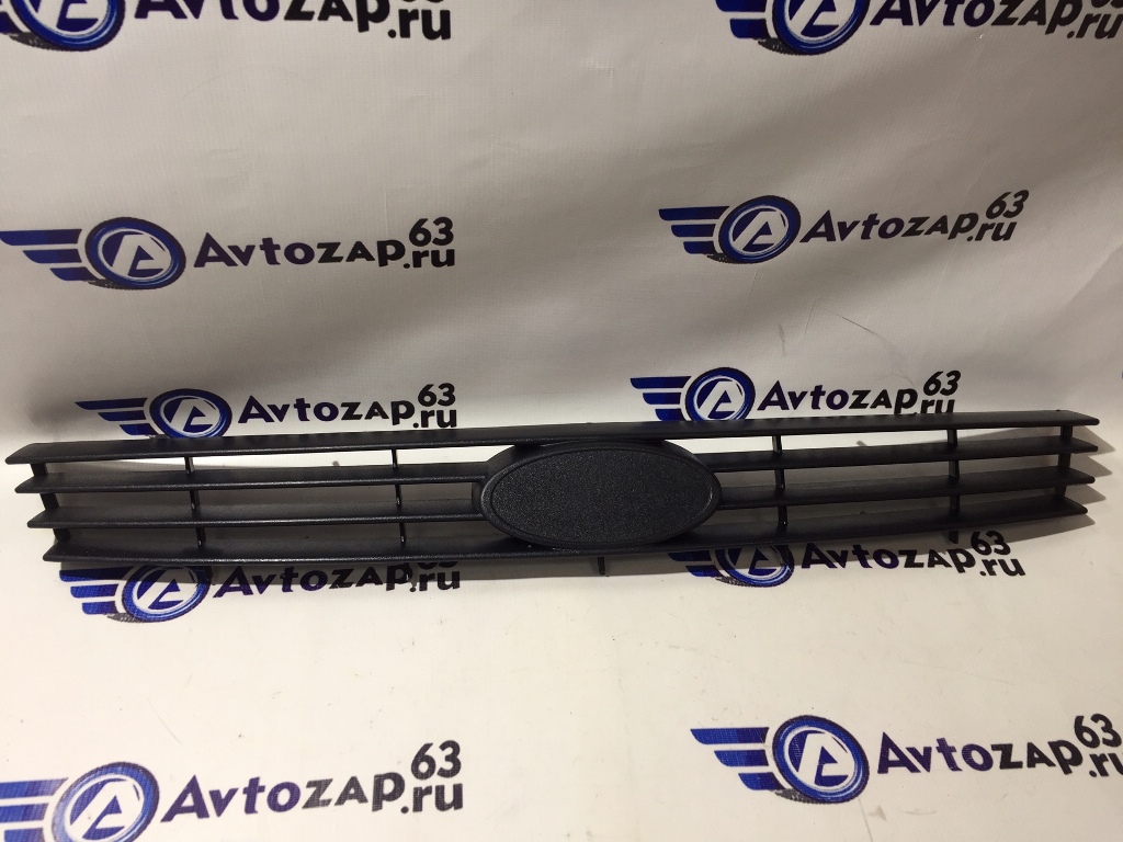 Решетка радиатора старого образца на  2170