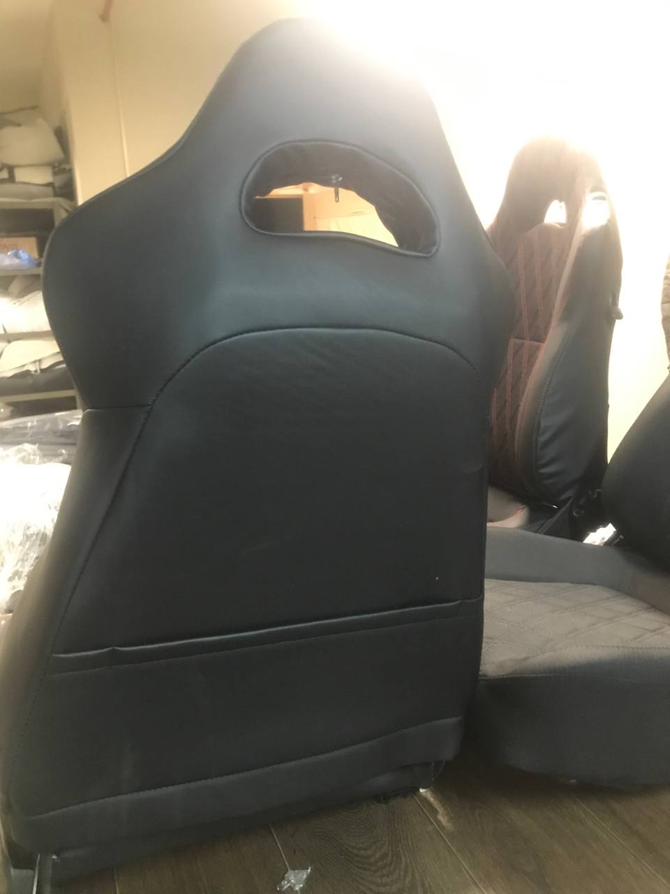 Сиденье "RECARO" (РЕКАРО) в сборе на  2107