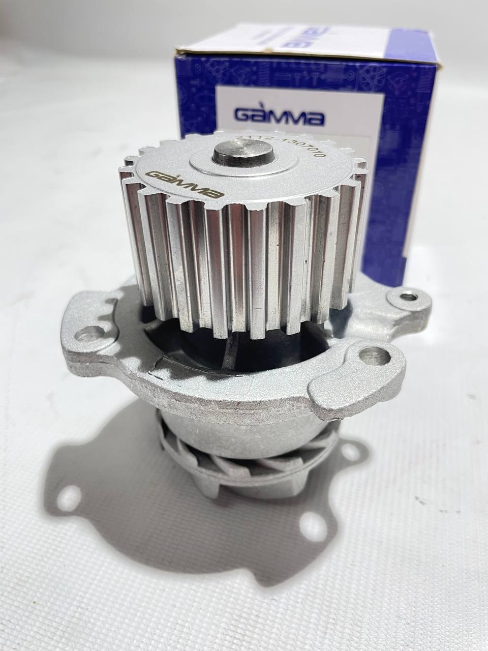 Насос водяной Gamma (помпа) на  2110-2112,  Калина 16 кл.