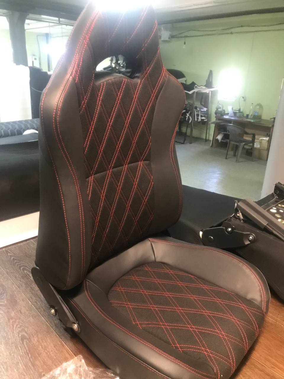 Сиденье "RECARO" (РЕКАРО) в сборе на  4х4, Урбан,Легенд.