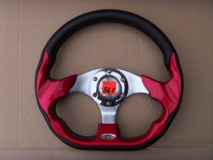 Спортивный руль "Red Steel" для автомобилей  красный, вставка по бокам и снизу.