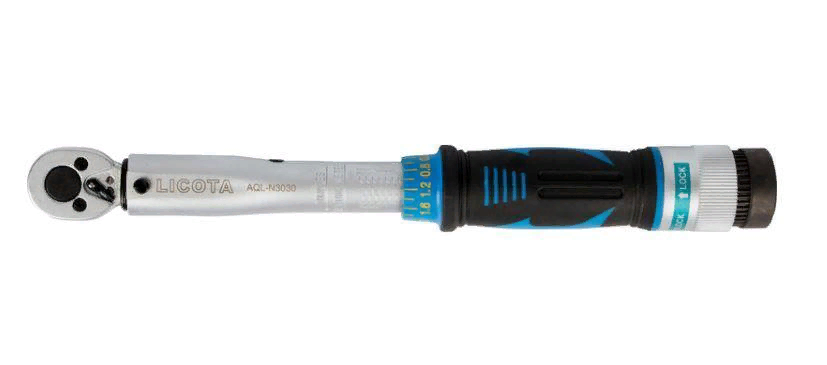 Динамометрический ключ 3/8" 6-30 Nm Licota