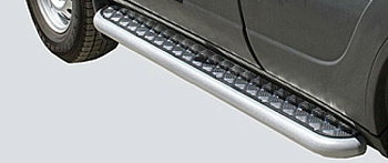 Защита порогов с алюминиевым листом d63,5, VOLKSWAGEN Touareg, окрашенные.